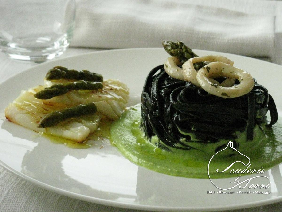 Scuderie Le Torri B&B Полиняно а Маре Екстериор снимка